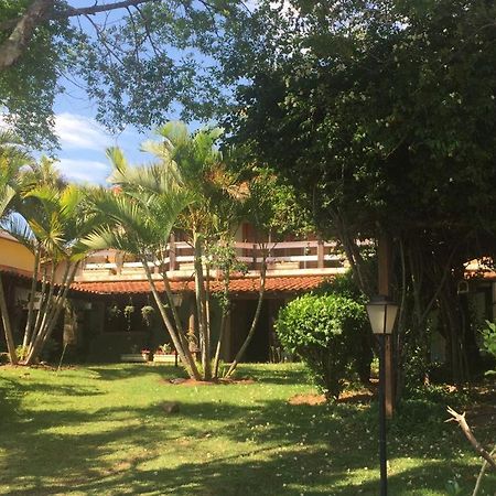 Confortável Casa de Campo em Condomínio Fechado Águas de Lindóia Exterior foto